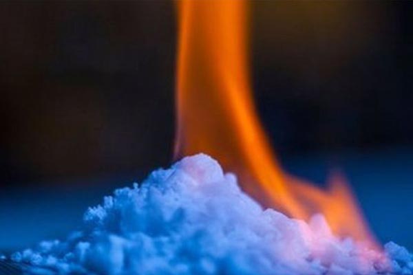 چین «یخ آتشین» استخراج می‌کند