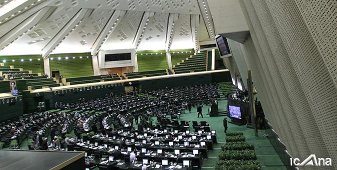 نمایندگان از پاسخ‌های وزیر اقتصاد درباره واگذاری مجتمع آلومینیوم المهدی و هرمزال قانع شدند