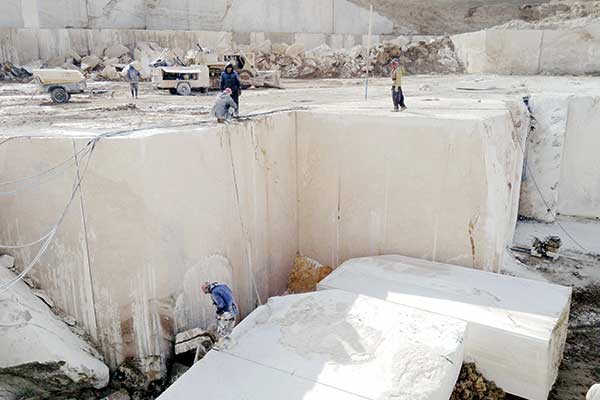 معدن در مسیر جایگزینی نفت