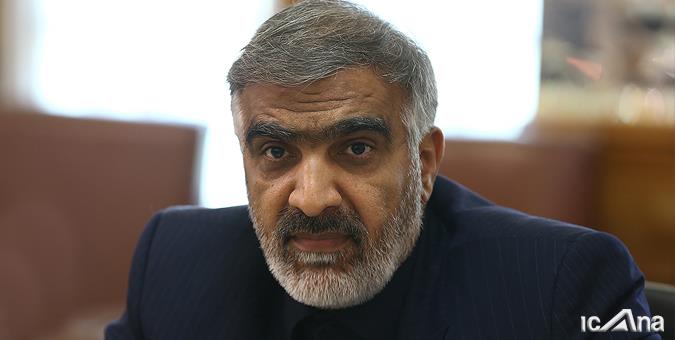 دعوت از وزیر نفت برای توضیح درباره قرارداد توتال/وزارت نفت مسامحه می کند دعوت از وزیر نفت برای توضیح درباره قرارداد توتال/وزارت نفت مسامحه می کند
