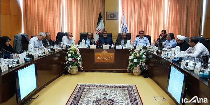 بررسی حادثه حریق در میدان نفتی رگ سفید با حضور مدیرعامل شرکت ملی نفت/آثاری از خرابکاری وجود نداشته است/دلایل وقوع حادثه ظرف ۱۰ روز آینده اعلام می شود