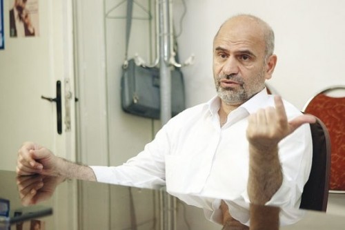 درخواست مجلس برای کاهش تعرفه خودرو عجیب است