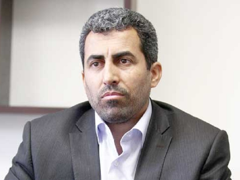 سوء مدیریت بانک مرکزی و نبود هماهنگی در تیم اقتصادی دولت باعث خروج بخشی از ارز کشور شد