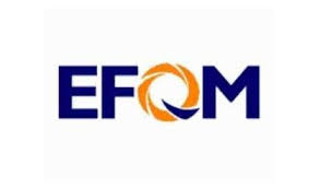تندیس زرین جایزه جهانی سرآمدی و مدیریت کیفیت اروپا EFQM به دکتر سبحانی رسید