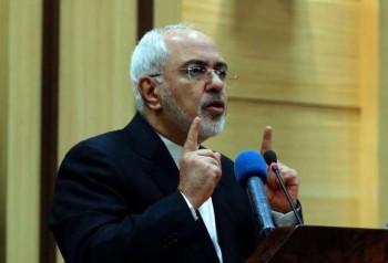 تهدید آرامش بازارها با جبهه‌گیری‌های سیاسی/ بسترسازی قانون‌گذار برای دلالان ارزی