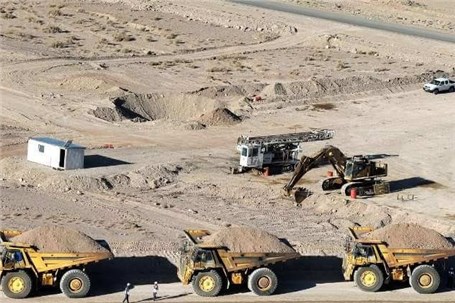 واگذاری معادن سودده به افراد خاص