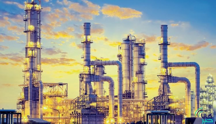 عرضه پرحجم فرآورده های نفتی و پتروشیمی در بورس کالا