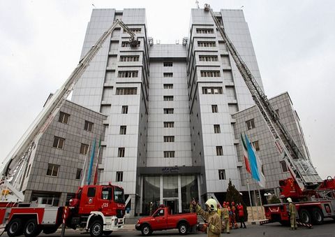 مانور بزرگ گرامیداشت شهدای پلاسکو و صنعت نفت