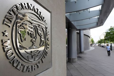 IMF رشد اقتصاد جهانی را پایینترین سطح در ۱۱ سال اخیر اعلام کرد IMF رشد اقتصاد جهانی را پایینترین سطح در ۱۱ سال اخیر اعلام کرد