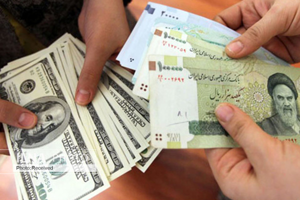 نرخ خرید و فروش دلار در صرافی بانک‌ها