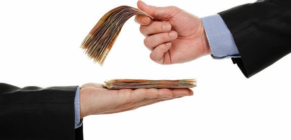 پرداخت نکردن دستمزد سرمربی استقلال ربطی به "FATF" ندارد