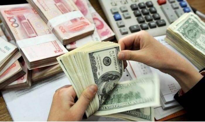 دخالتی در نرخ ارز صرافی‌ها نداریم