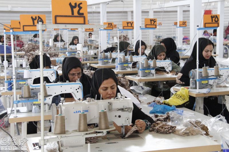 بهره برداری از یک واحد بزرگ تولید پوشاک با سرمایه گذاری بالغ بر ۱۰ میلیارد ریال در منطقه ازاد ماکو بهره برداری از یک واحد بزرگ تولید پوشاک با سرمایه گذاری بالغ بر ۱۰ میلیارد ریال در منطقه ازاد ماکو