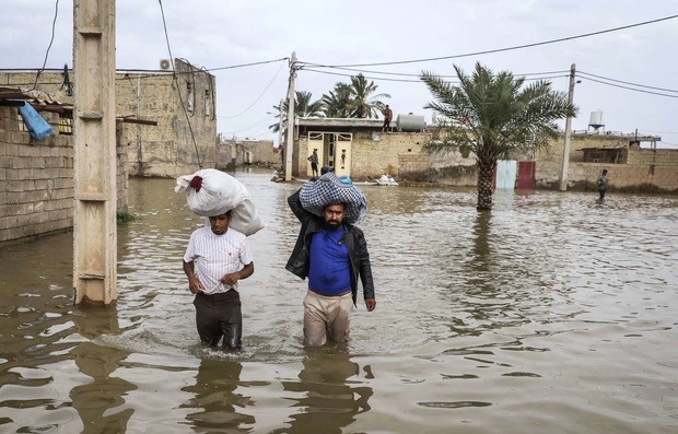کمک 3 و نیم میلیاردی حوزه صنعت، معدن و تجارت خراسان جنوبی به سیل زدگان سیستان و بلوچستان کمک 3 و نیم میلیاردی حوزه صنعت، معدن و تجارت خراسان جنوبی به سیل زدگان سیستان و بلوچستان