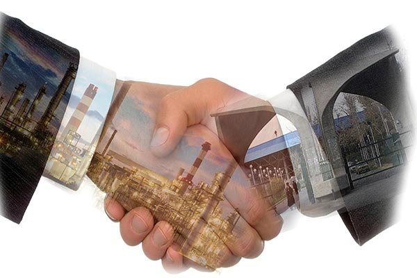 ارتباط صنعت و دانشگاه زمینه ساز تعالی است