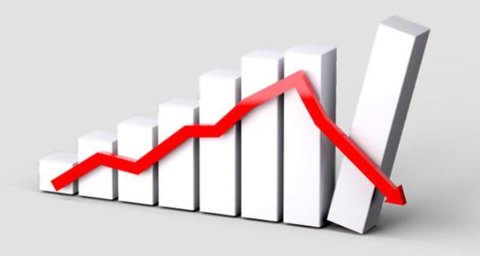 نقدینگی بالا، اجازه اصلاح به بازار سرمایه نمی‌دهد