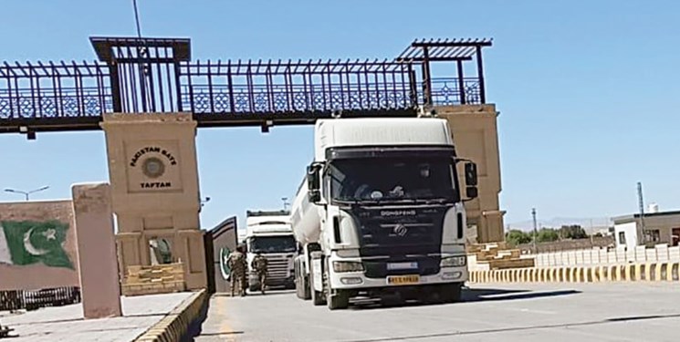 ممنوعیت واردات کالاهای گروه ۴ در سال ۹۹/ گمرک برای اقدام جهادی در سال جهش تولید آماده شود