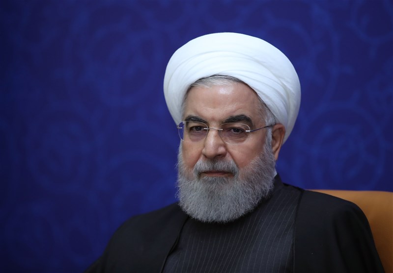 باید از تجربه سراسر دنیا استفاده کنیم / از همه صاحبنظران و کارشناسان می خواهیم به ما کمک کنند/ در شرایط خاص امروز شاهد آثار ملموس طرح تحول سلامت، گسترش فضای مجازی و توسعه شرکتهای دانش بنیان در مبارزه با کرونا هستیم/ تلاش همه جانبه برای ساخت واکسن و داروی ضد کرونا باید انجام گیرد/ به روح همه شهدای خدمت در بخش سلامت درود می فرستیم