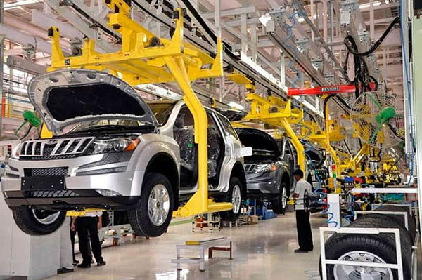 دوئل ماهیندرا با کرونا