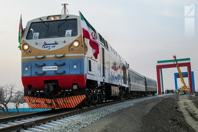 آغاز عملیات ریل گذاری راه آهن چابهار - زاهدان