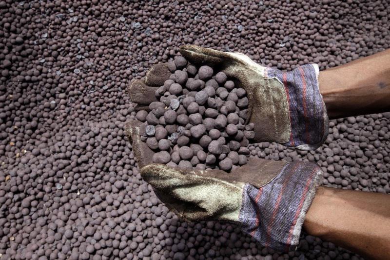 تولید بیش از ۲۸ میلیون تن کنسانتره آهن در شرکت های بزرگ