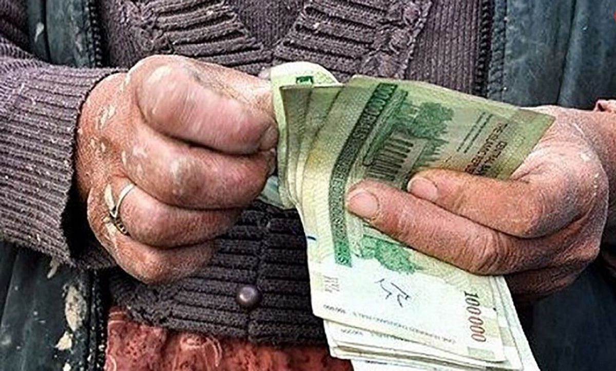 حرفهای عجیب و غریب کارفرمایان در جلسه مزد ۱۴۰۰/ توفیقی: نرخِ سبد معیشت کمتر از ۹میلیون تومان نیست حرفهای عجیب و غریب کارفرمایان در جلسه مزد ۱۴۰۰/ توفیقی: نرخِ سبد معیشت کمتر از ۹میلیون تومان نیست