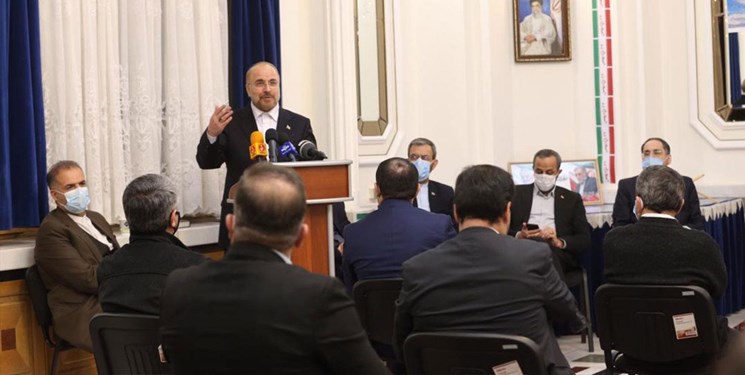 رئیس مجلس: نقص‌ها و نارسایی‌ها مربوط به مدیریت‌هاست و ربطی به انقلاب اسلامی ندارد