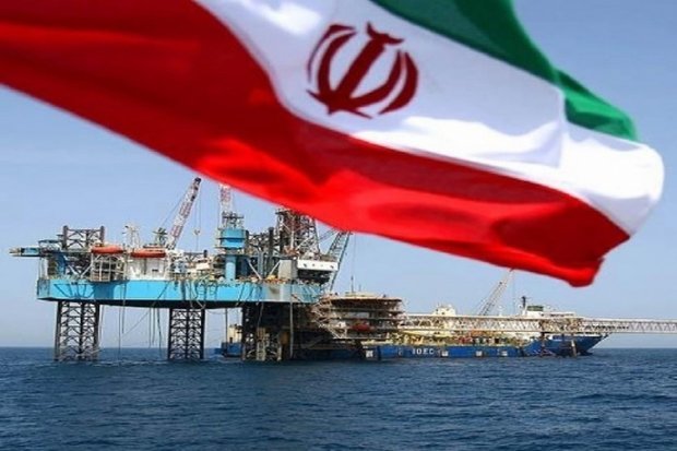 صادرات فرآورده های نفتی ایران بهرغم تحریمها به بالاترین رقم رسیده است صادرات فرآورده های نفتی ایران بهرغم تحریمها به بالاترین رقم رسیده است
