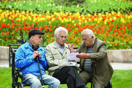 عیدی بازنشستگان فولاد همراه با حقوق بهمن ماه واریز شد