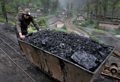 Rescue Bid After Deadly Mine Blast in China