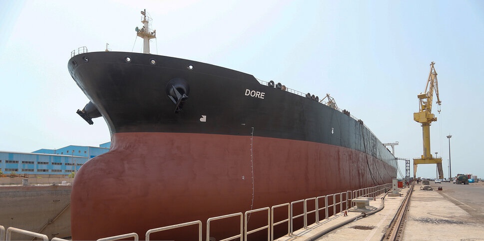 Supertanker successfully overhauled
