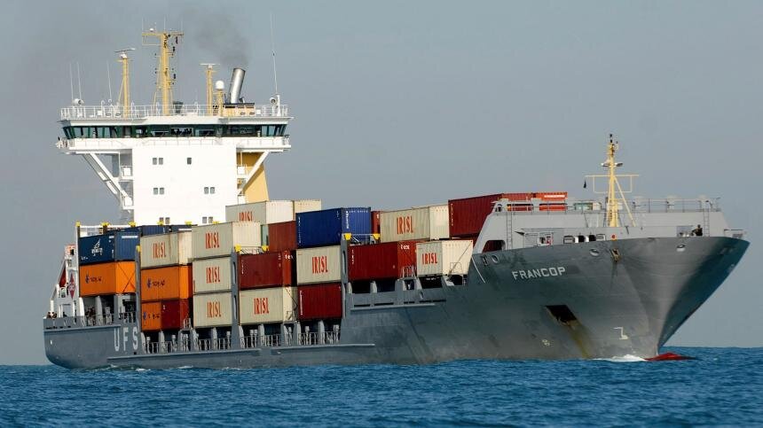 Iran plans to build 200 cargo ships inside country