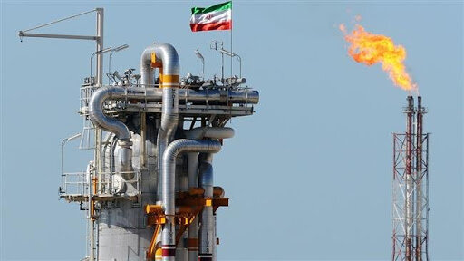 Hendijan oil field’s 2nd 1000-ton platform successfully installed