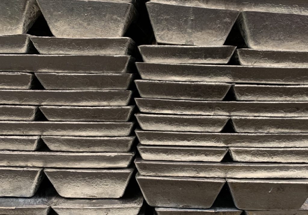 LME stocks shock sends zinc price reeling