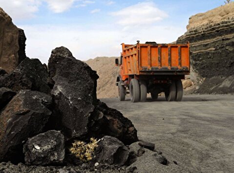 Issuance of mining licenses rises in Q3