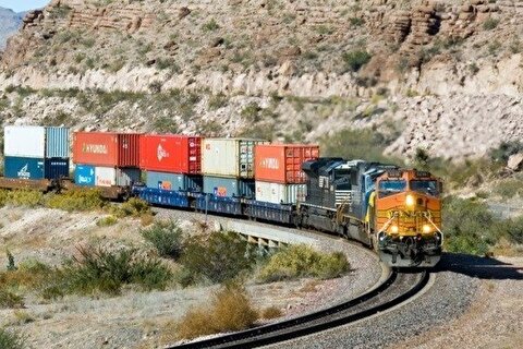 Annual transit of goods via Iranian railways hits record high