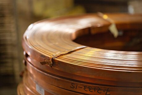 Copper price hovers near $11,000 as test of record high beckons
