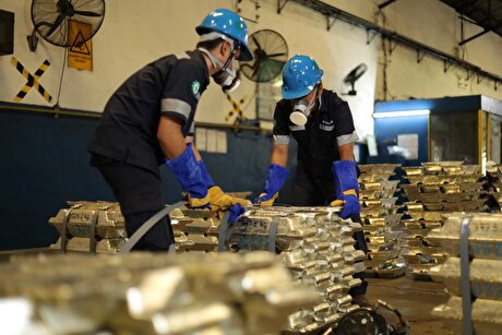 Indonesia hands over six seized tin smelters to state miner