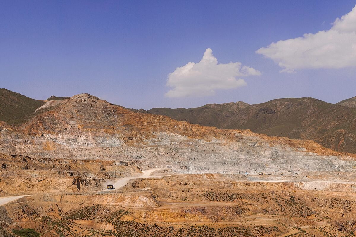From Mine to People: The CEO of the National Copper Company's Trip to Darreh Alou by a Balanced Development Approach From Mine to People: The CEO of the National Copper Company's Trip to Darreh Alou by a Balanced Development Approach