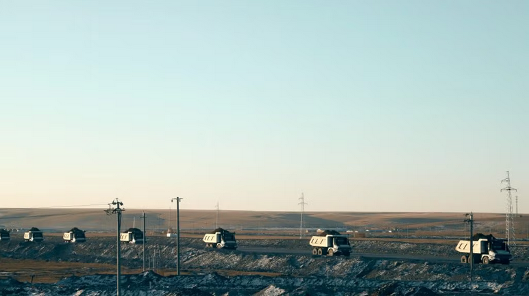 Yimin coal mine: what 100 AI-driven electric trucks taught the mining sector Yimin coal mine: what 100 AI-driven electric trucks taught the mining sector