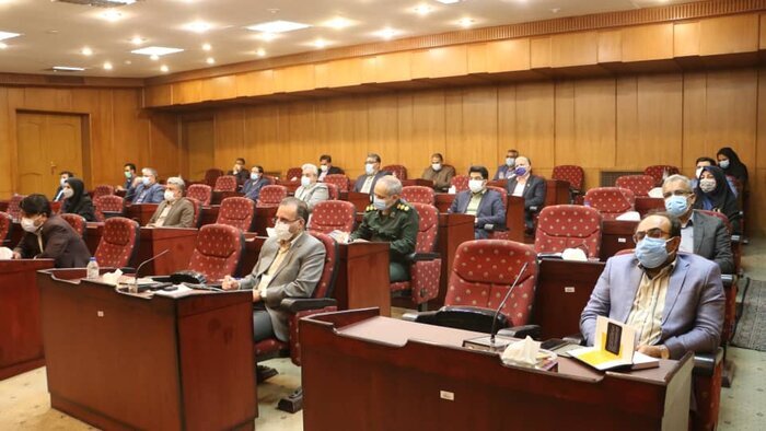 سهم اشتغال دولت در کرمان جذب شد، اما تعهد معادن بزرگ نصفه ماند