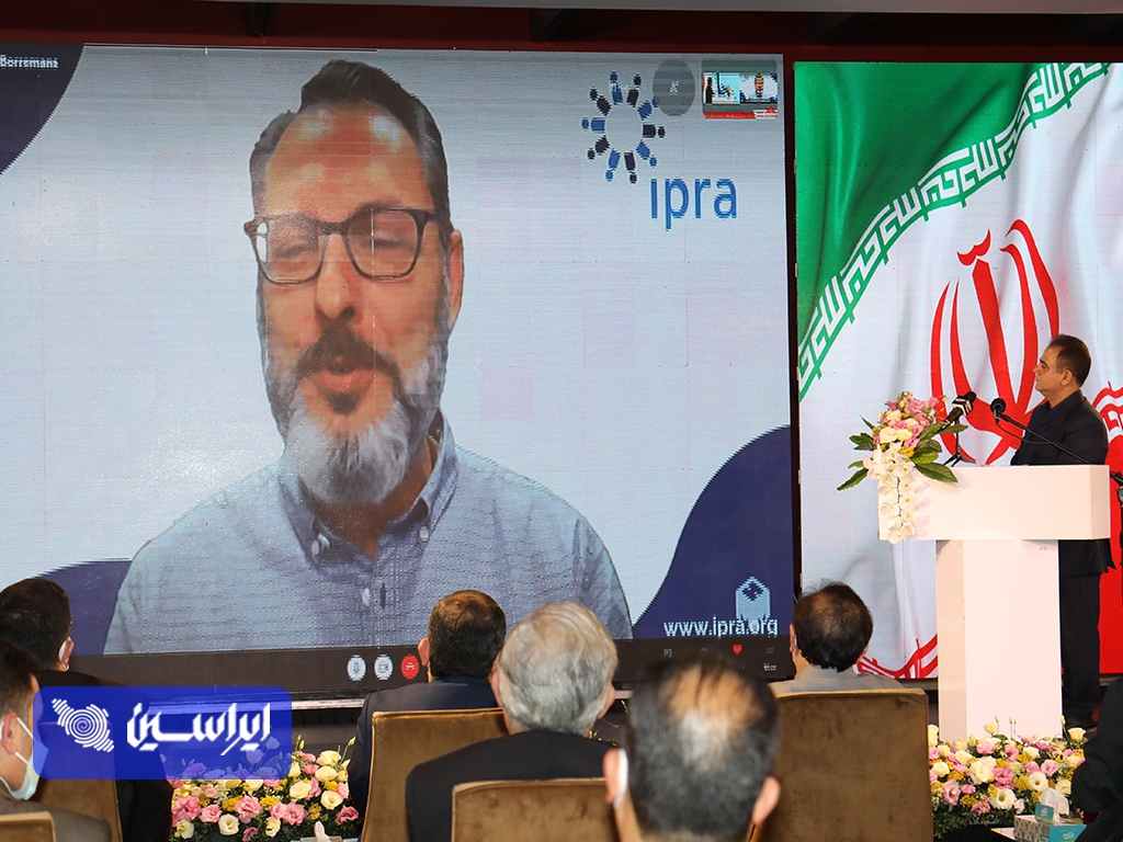 اصفهانی&zwnj;ها از هشتمین جشنواره ستارگان روابط عمومی دست پر برگشتند/گروه فولاد مبارکه با ۷ تندیس پرافتخار&zwnj;ترین شرکت این جشنواره شد و بازهم رکورد زد