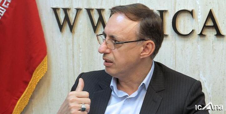 انتقاد وحیدی از سیاسیت‎‌های مالیاتی دریافتی از مردم در بودجه ۱۴۰۲