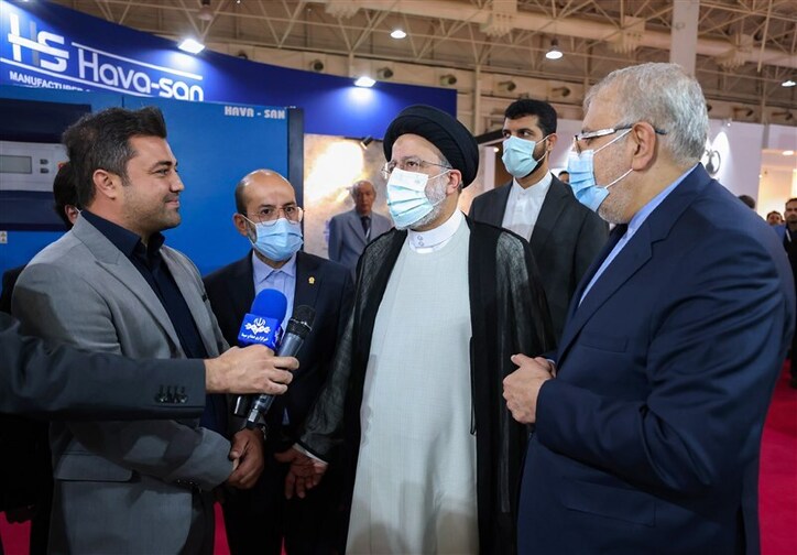 رئیسی از نمایشگاه بین‌المللی صنعت نفت بازدید کرد