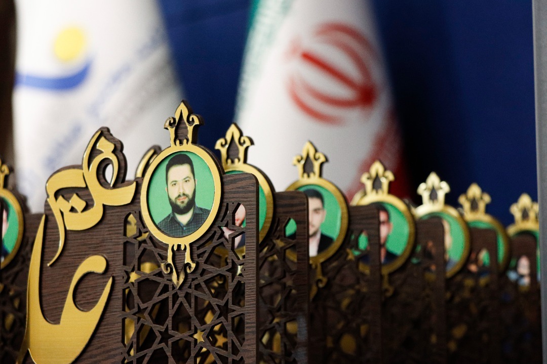حال و هوای غدیری در بزرگترین و مدرن‌ترین کارخانه آلومینیوم کشور/ برگزاری مراسم تجلیل از ۹۲ نفر سادات مجتمع صنایع آلومینیوم جنوب