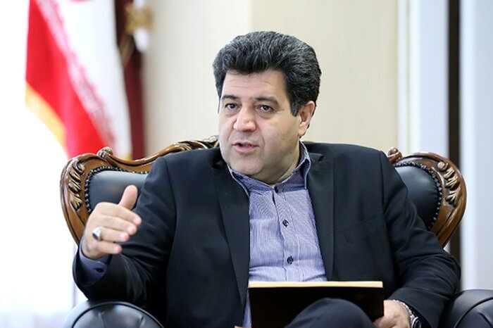 استیضاح وزیر صمت در شرایط کنونی به نفع اقتصاد کشور نیست/ تولید با تغییر وزیر بهبود نخواهد یافت