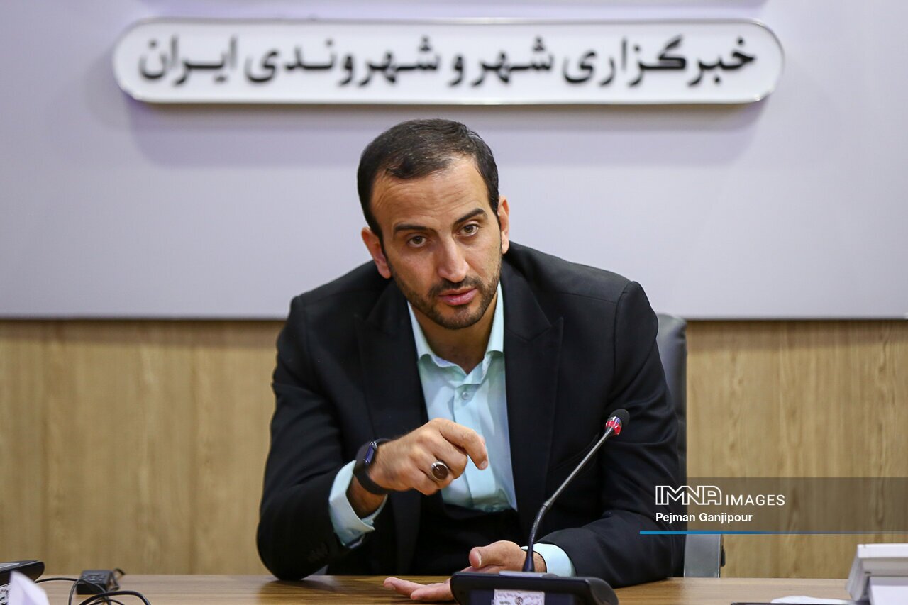 در ذوب&zwnj;آهن هیچ تیمی را منحل نکردم/ هدف ورزش استان علاوه بر هانگژو، المپیک پاریس است