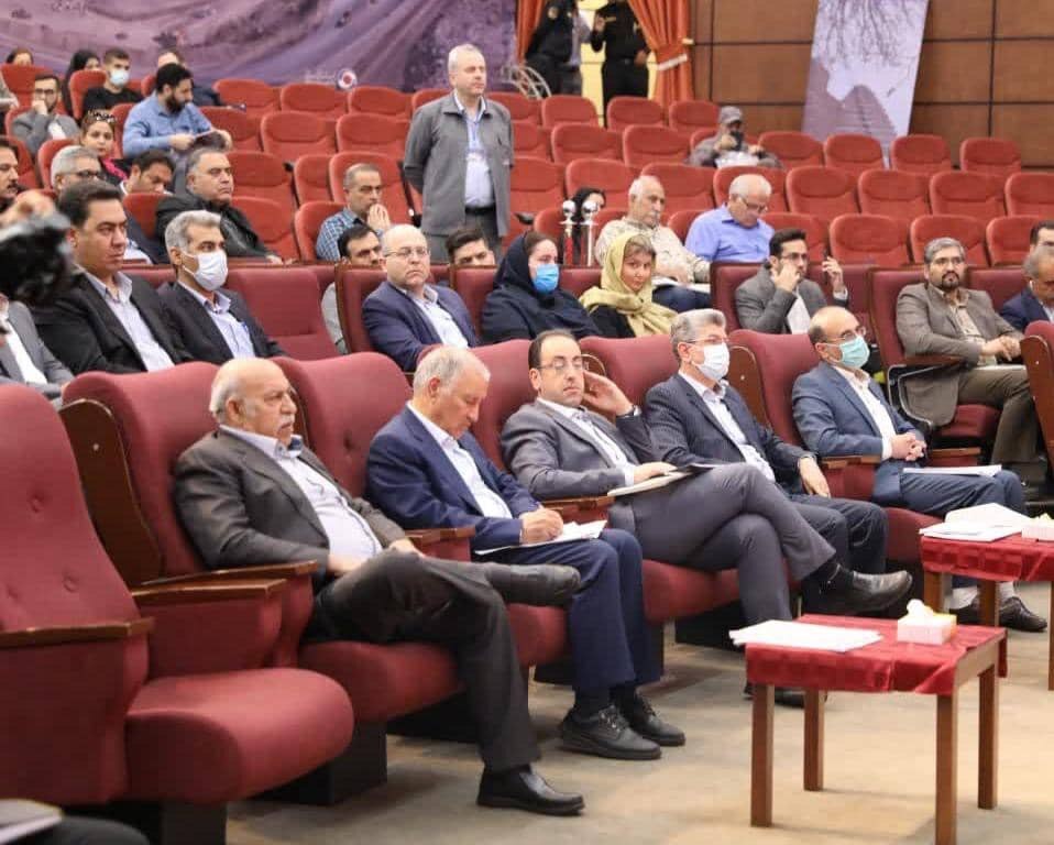 تقسیم ۴۰۰۰ ریال سود به ازاء هر سهم/ سهامداران &laquo;کگهر&raquo; دست پر از مجمع برگشتند