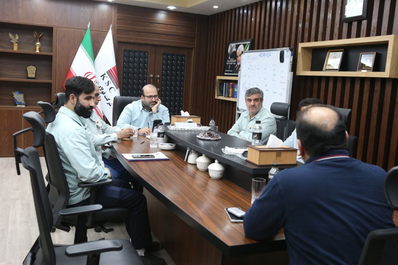 دیدار چهره به چهره مدیرعامل با کارکنان شرکت فولاد خوزستان