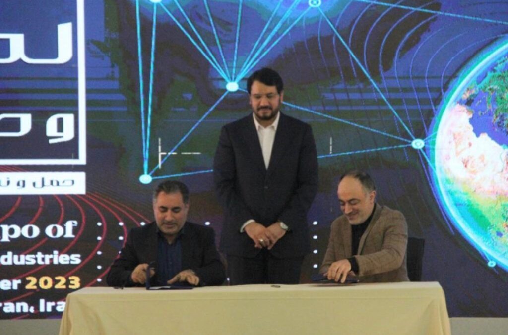 امضای تفاهم‌نامه اتصال کارخانه‌های شرکت سرمایه‌گذاری سیمان تامین به شبکه ریلی کشور